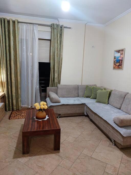 Buneci Apartment Tirana Eksteriør billede